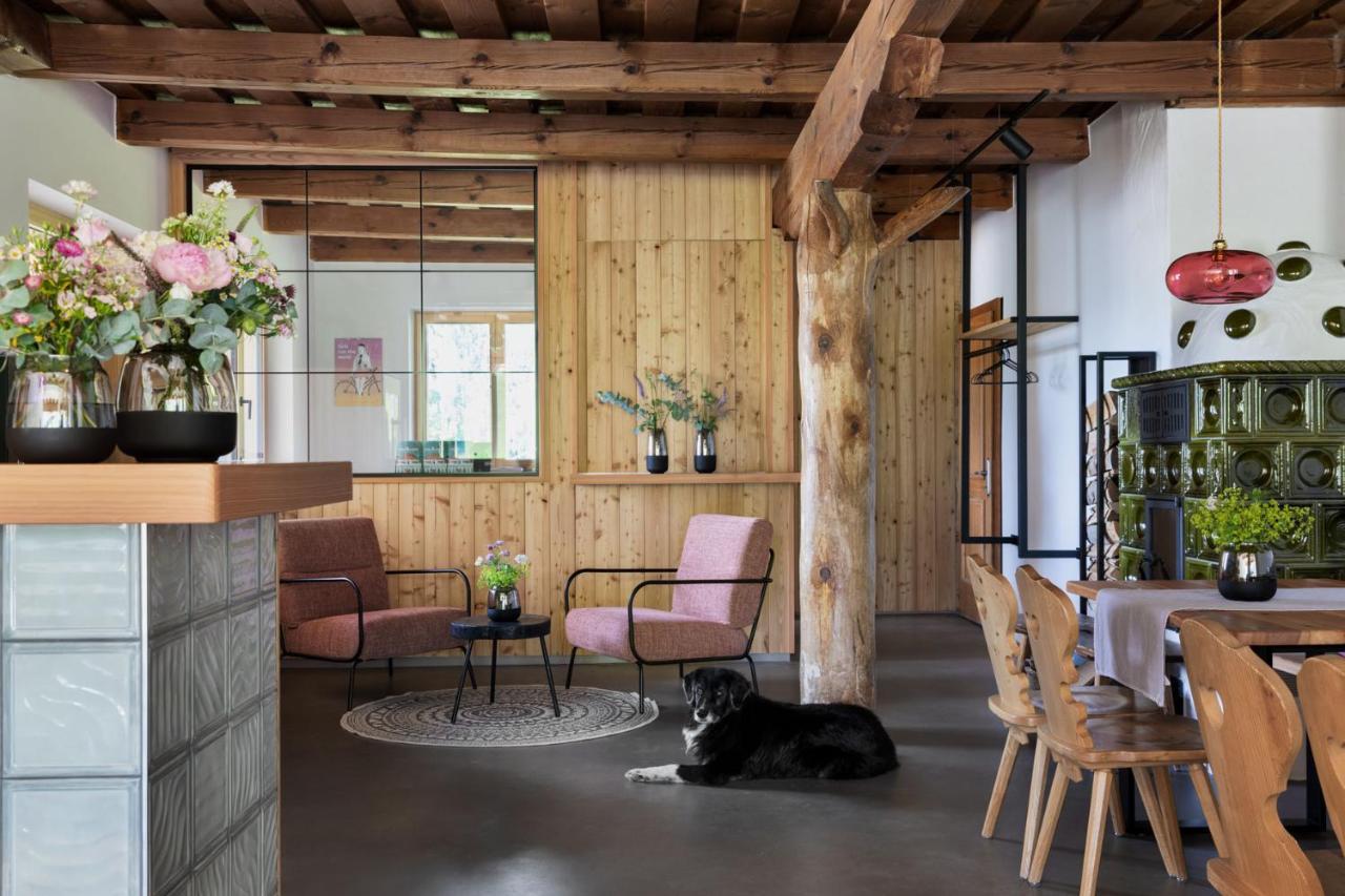 Aparthotel Holzhackerin - the charming Haus am Berg Schladming Exterior foto