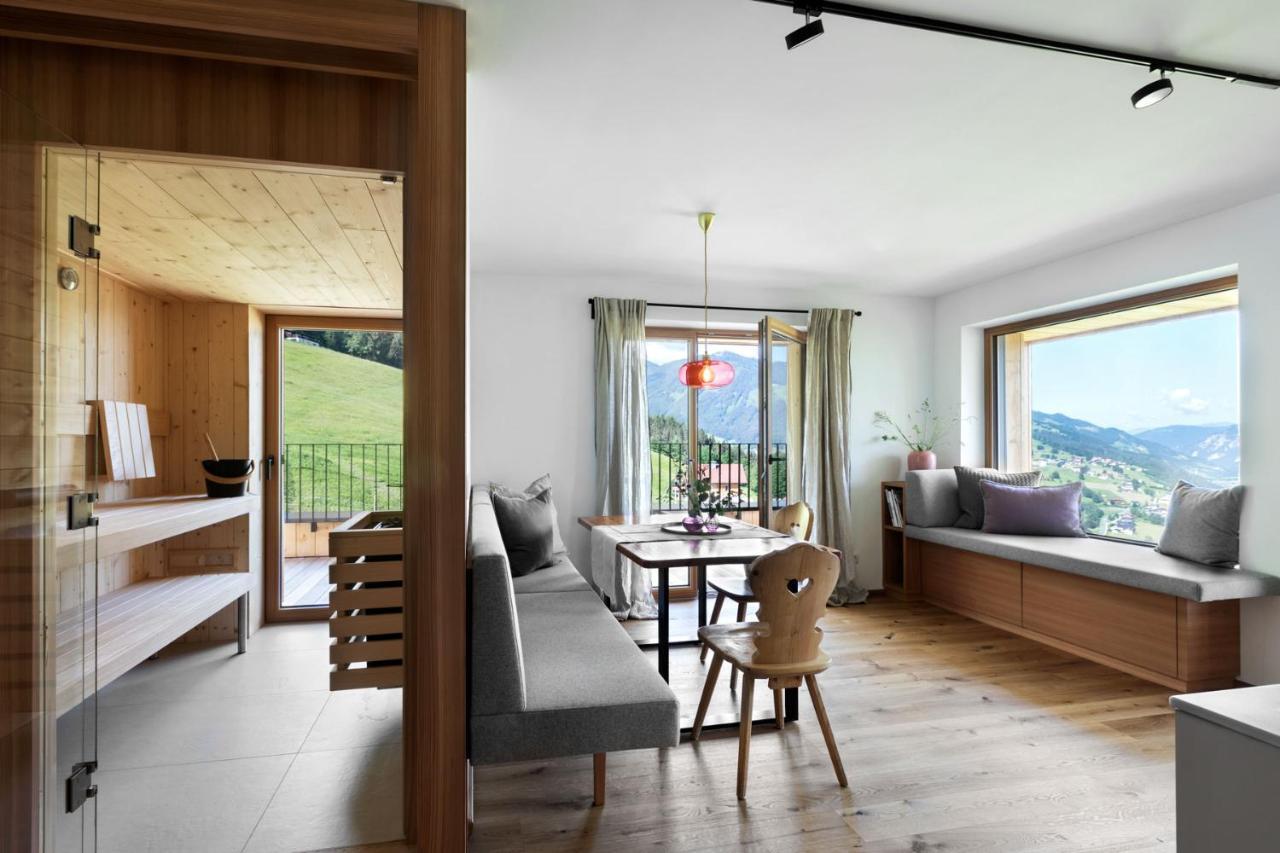 Aparthotel Holzhackerin - the charming Haus am Berg Schladming Exterior foto