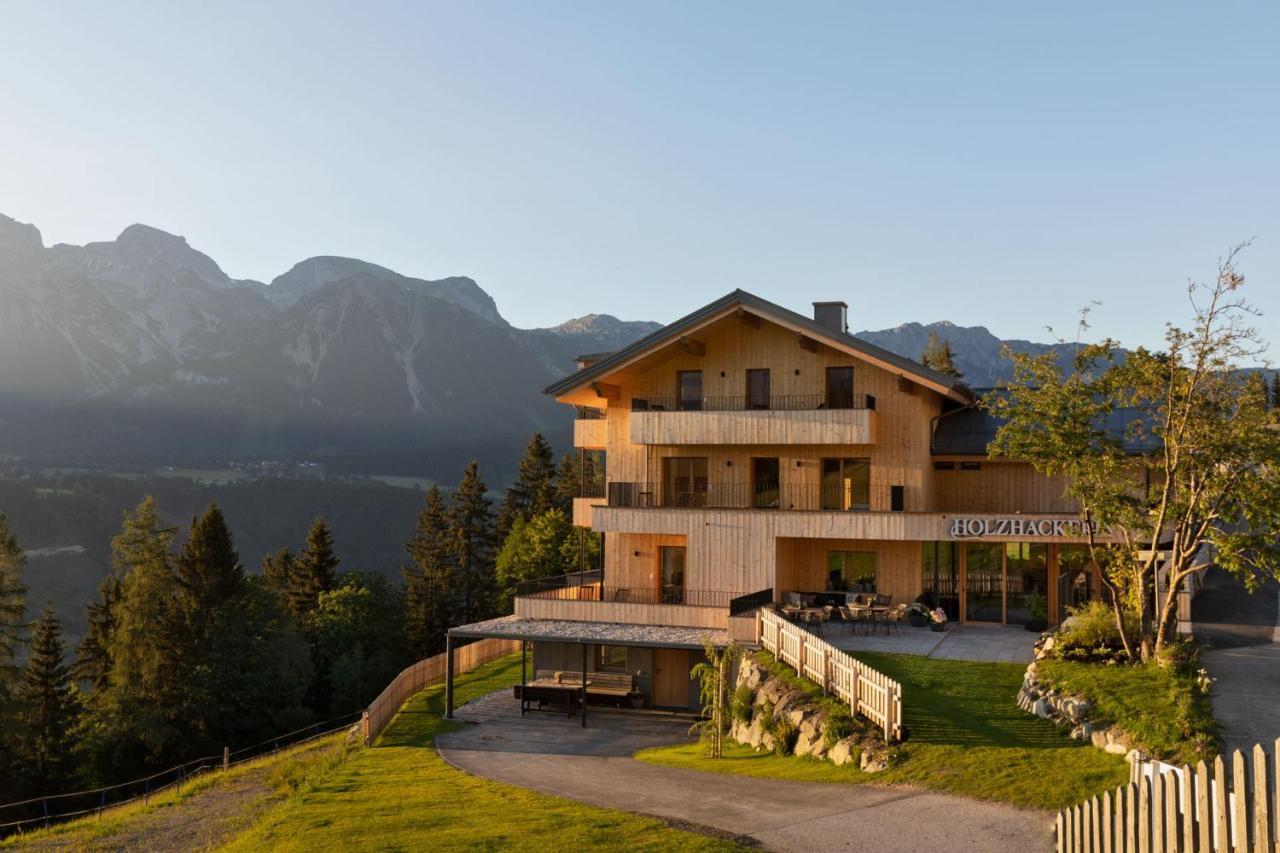 Aparthotel Holzhackerin - the charming Haus am Berg Schladming Exterior foto