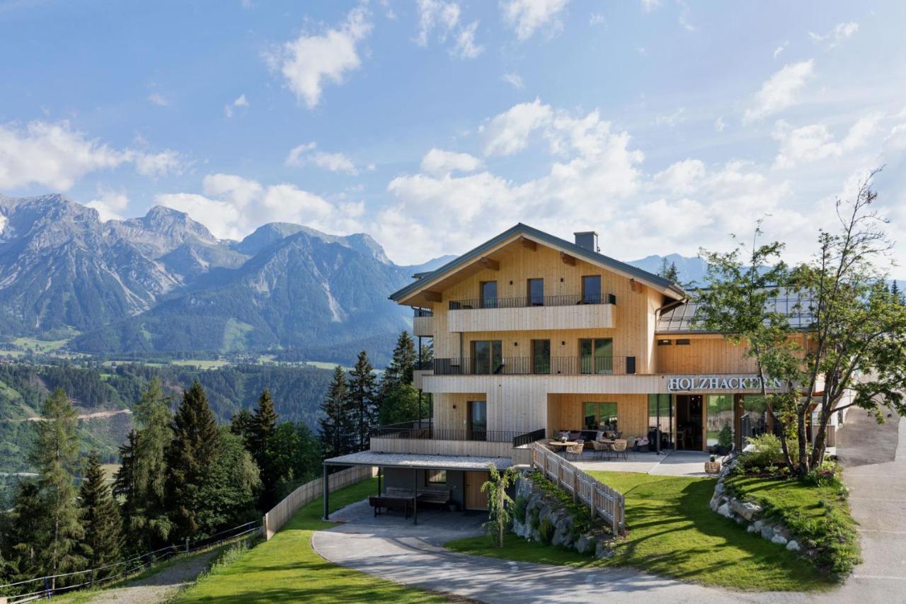 Aparthotel Holzhackerin - the charming Haus am Berg Schladming Exterior foto